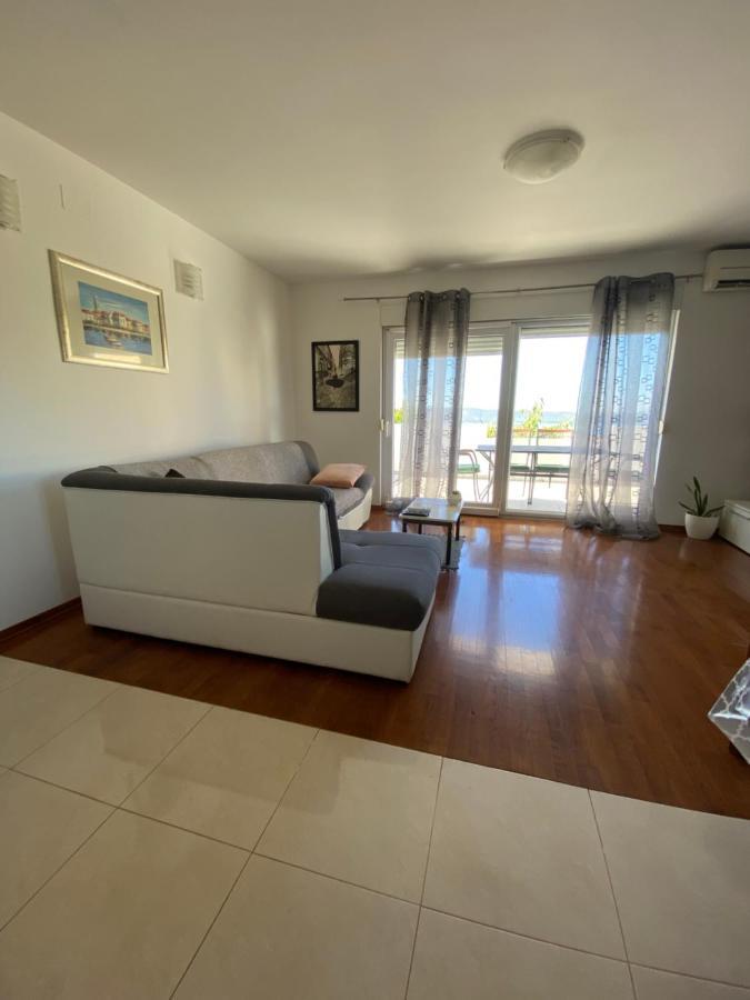 Apartman Mila Appartement Kaštela Buitenkant foto